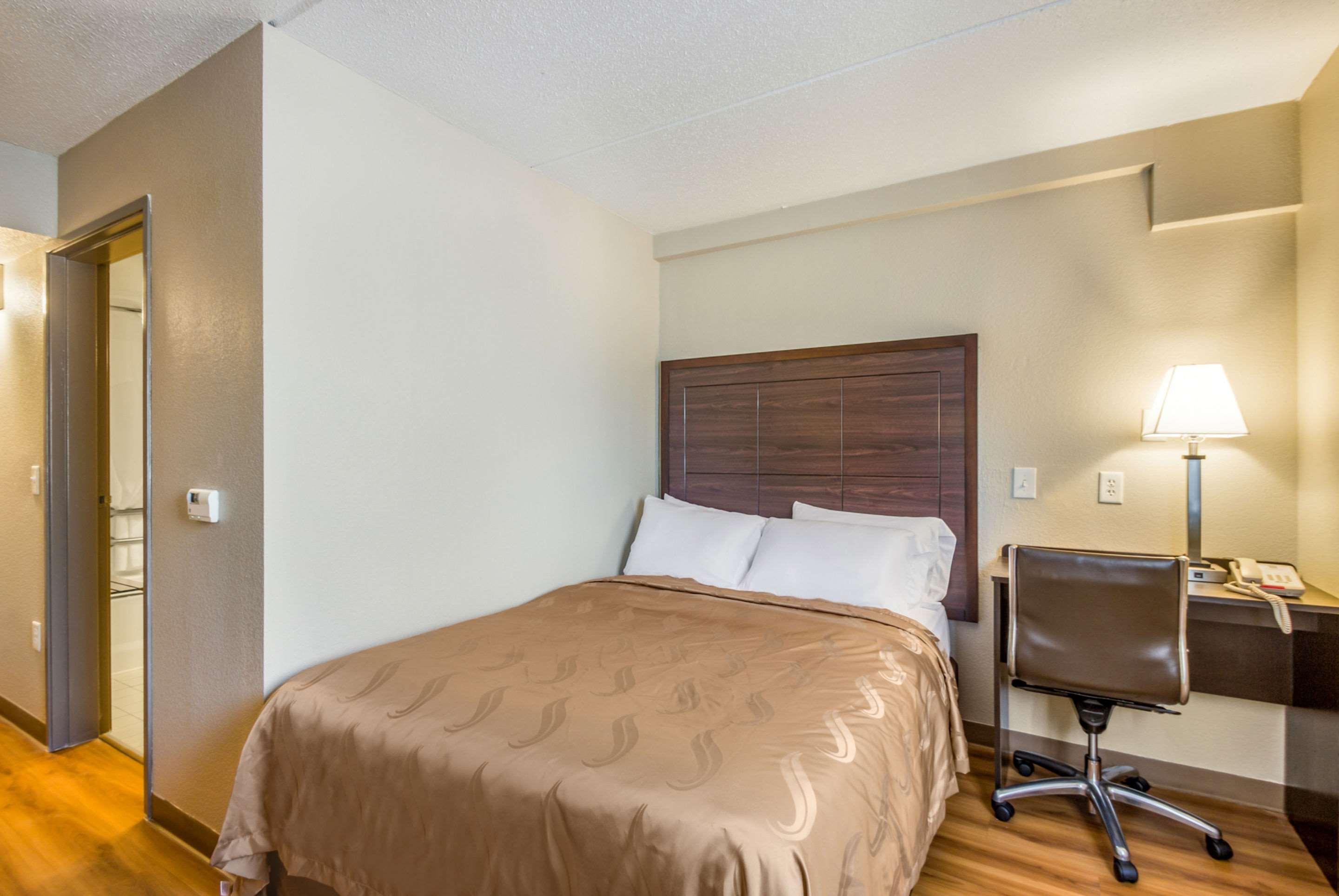 Americinn By Wyndham Madison Wi Экстерьер фото